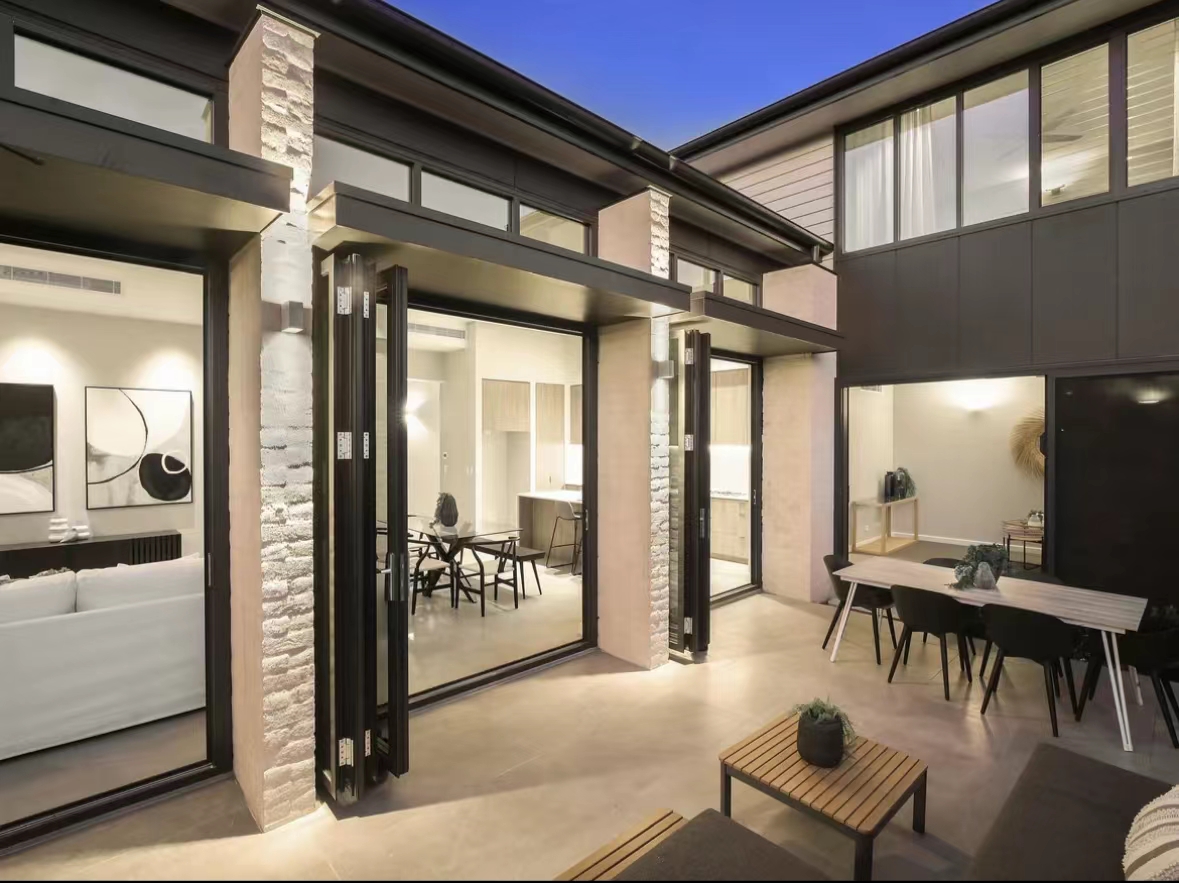 MA80 Bifold Door